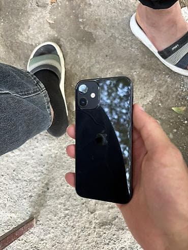 son model tv: IPhone 12 mini, 64 GB, Qara, Face ID — 4