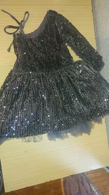 qiz ucun don: 3-4 yaşa qız üçün ziyafət donu. Dəyərindən çox ucuz satıram.Əla — 5