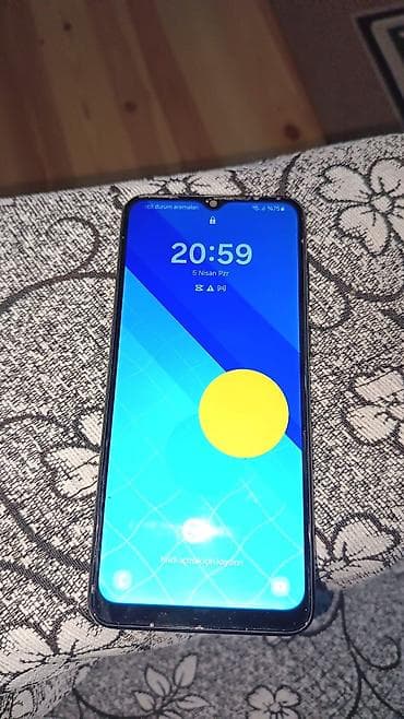 telefonlar poco: Samsung Galaxy A04, rəng - Qara, İki sim kartlı — 4