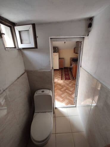 qaracuxurda ev: 50 kv. m, 2 otaqlı — 3