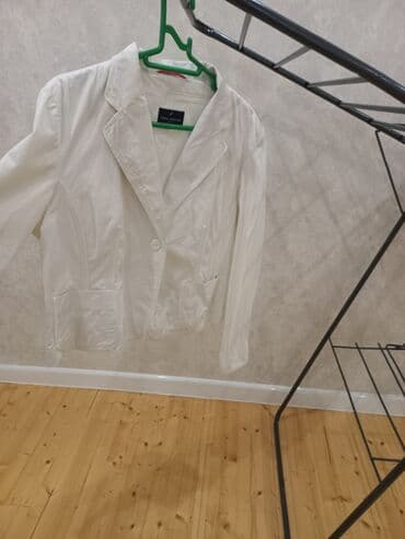 qadınlar üçün tvid jaketlər: Zolaqlı qadın blezeri – ON Fashion - Rəng: qara-ağ - Naxış: eninə və — 6