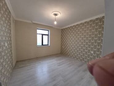 əmircanda həyət evi satılır: 3 otaqlı, 100 kv. m, Kredit var, Yeni təmirli — 13