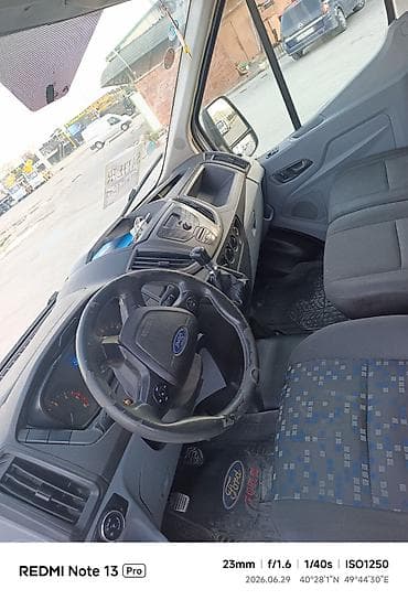 Nəqliyyat: Ford Transit yük furgonu - Korpus: Uzadılmış və hündür damlı, 2 arxa — 9