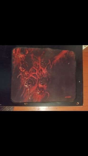 коврик для мыши: Fərqli qırmızı abstrakt dizayna malik düzbucaqlı mouse pad. Oyunçular — 1