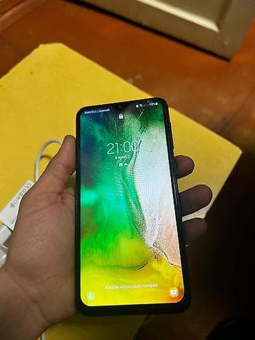 samsung galaxy a10 ekran: Samsung Galaxy A10, 32 GB, rəng - Mavi, İki sim kartlı — 3