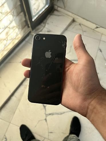 iphone 7 aux kabel: IPhone 8, 64 GB, Qara — 2