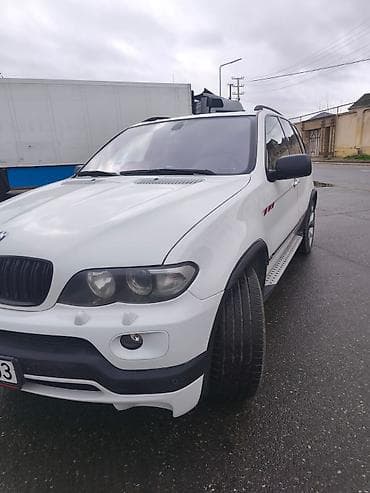 bmw surətlər qutusu: BMW X5: 4.8 l | Ofrouder/SUV — 2