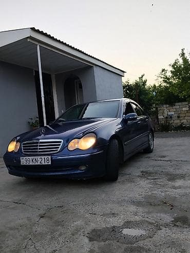 turbo az 014: Mercedes-Benz C-Class: 2.2 l | 2001 il Sedan — 2