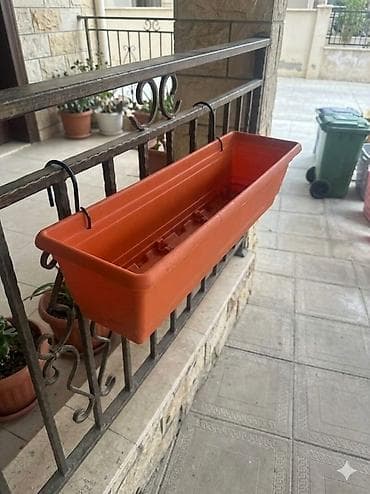 gul pastafka: Balkon üçün asma dibçək - Material: möhkəm plastik - Rəng: tünd — 4