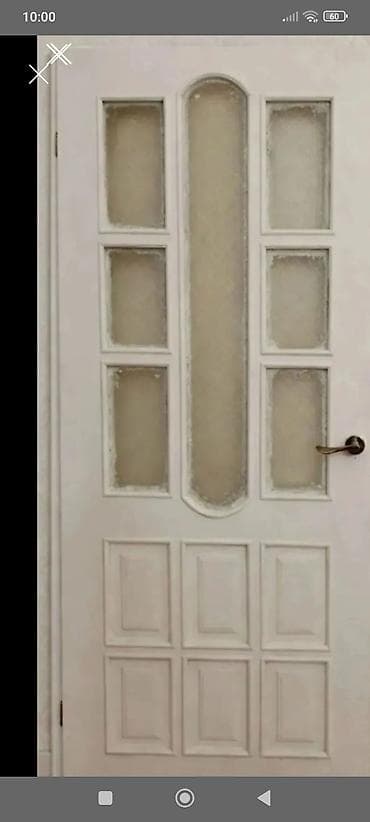 otağ qapısı: Ağ rəngli iç məkan qapısı - Klassik dizayn: yuxarı hissədə şüşəli — 1
