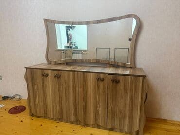 Hyundai: Güzgülü Komod Təzə kimidir. Az istifadə olunub. (kamod, 4 dörd dord — 1