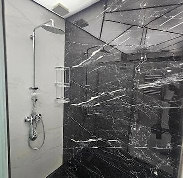 şeki: Məkanı geniş və işıqlı mənzil. Aşağıdakı planlama və təchizat təqdim — 9