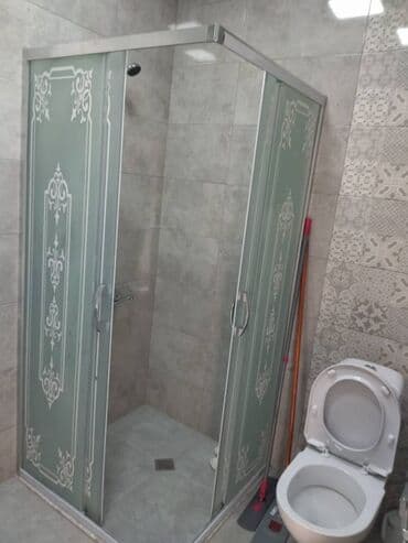 7 ci mikrorayon yeni tikili: Nərimanov metrosuna yaxin yerləşən ümumi sahəsi 75 kv,m olan, 2 otaqli — 3