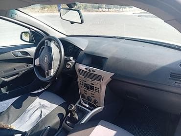 mayback disk: Opel Astra: 0.3 l | 2008 il 3500 km Universal — 7