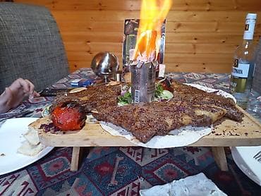 Ticarət tərəziləri: Salam Atlı Restorana ofsiyant xanım teləb olunur işində diqqəti — 3