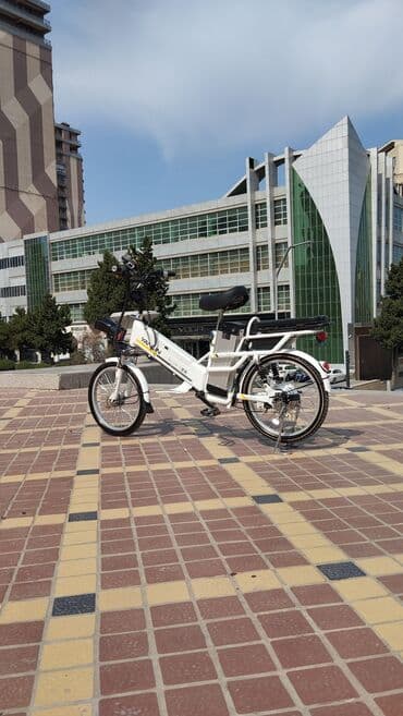 hoverboard qiymeti bakida: Yeni Elektrik samokat > 12", 501 - 750 Vt, 26 - 35 km/s, Ünvandan götürmə — 4