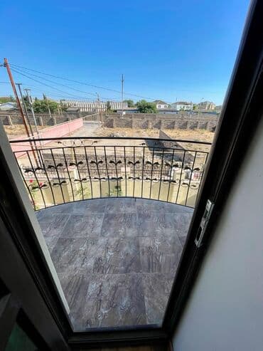 ağ şəhər ev satışı: 4 otaqlı, 120 kv. m, Kredit yoxdur, Yeni təmirli — 10