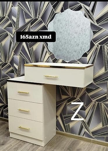 Vizaj stolu və güzgü dəsti - Klassik krem rəngində vizaj/maqaj stolu