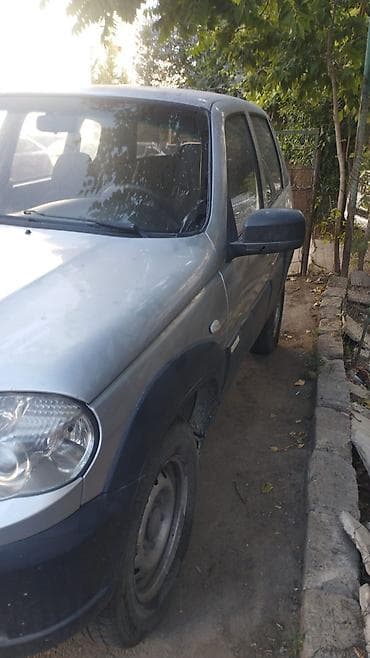 Chevrolet Niva: 1.6 l | 2012 il 200000 km Krossover lalafo.az -da Chevrolet Niva: 1.6 l | 2012 il 200000 km Krossover