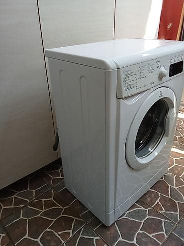 paltar yuyan mashin: Paltaryuyan maşın Indesit, 6 kq, İşlənmiş, Avtomat, Qurutma var, Kredit yoxdur, Ödənişli çatdırılma — 2