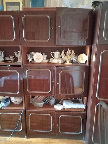 kunc dolablar: Klassik üslubda iri modul divar şkaf-garnituru - Material: parlaq — 3