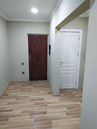 şəhər bağları mənzil satılır: Bakı, 3 otaqlı, Köhnə tikili, m. Həzi Aslanov, 82 kv. m — 7