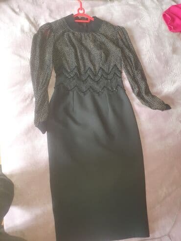 Phardiden alinib 1 defe geyinilib yenidir.120 manata alinib