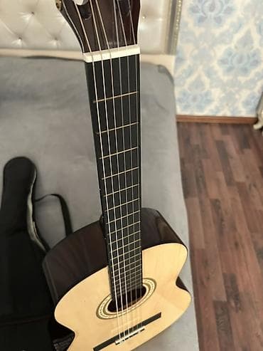 Klassik gitara, Yeni, Ünvandan götürmə — 4