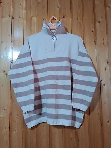 Zolaqlı oversize sviter - Rəng: açıq krem və bej eninə zolaqlar - lalafo.az -da Zolaqlı oversize sviter - Rəng: açıq krem və bej eninə zolaqlar -