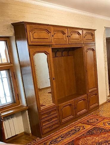 nar 1 saat: Ruminya istehsali dehliz dolabi 280₼ satilir .Temiz,agacdi .zunvan — 1