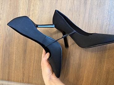 Tuflilər: Tuflilər, Bershka, Ölçü: 35, rəng - Qara, Yeni — 3
