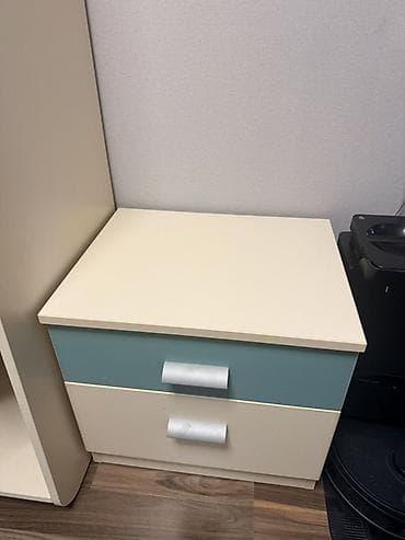 kreditle drel: İki çekmecəli tumbə/komodin - Material: laminat/MDF tipli panel - — 1