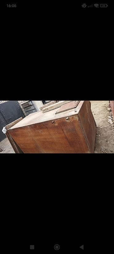 bir balaca sandiqca: Bak, Metal, 2500 l l, İşlənmiş — 1