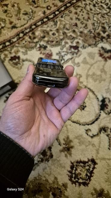 telfonu: Nokia rəng - Qara, Düyməli — 2