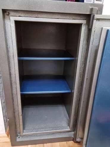 пожарный щит в комплекте цена: Seyf yenidir. Yanğına davamlı, xüsusi materialdan hazırlanmış, 2 — 3