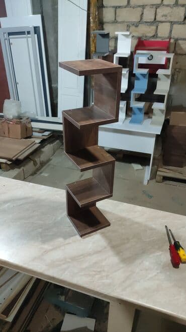 Qida məhsulları: Dekorativ rəf, Corner shelf — 3