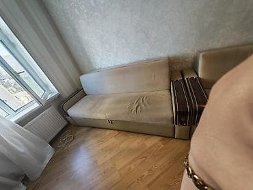 3 Divan - 100 Azn (açılır) Yataq dəsti - 250 Azn (şkaflar daxil) — 4