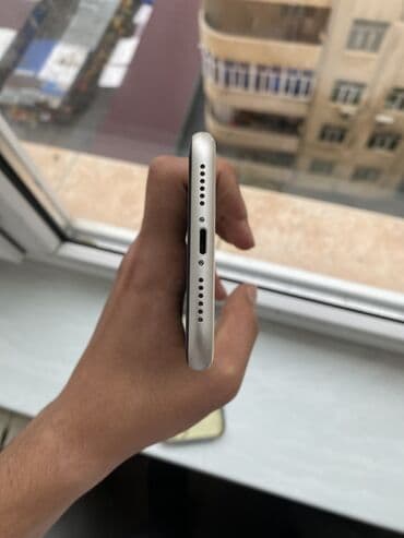 iphone 12 64 gb qiymeti: IPhone 11, 64 GB, Ağ, Simsiz şarj — 3