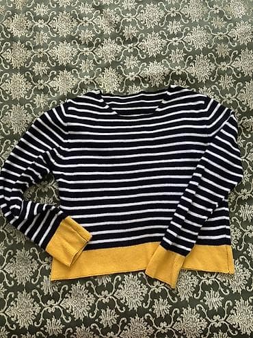 Baş geyimləri: Boz kofta ve qirmizi 3 azn digerleri 5 azn
Salvar 27 razmer 5 azn — 4