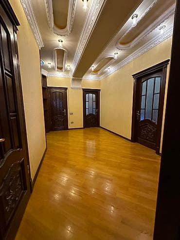Квартиры: 3 комнаты, Новостройка, 136 м² — 7