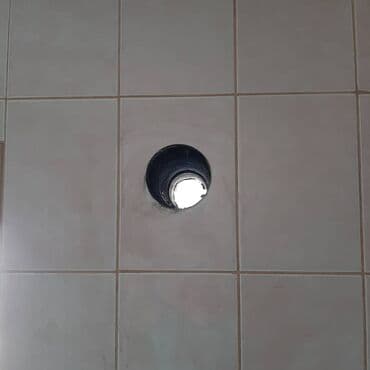 3 eded xoncali taxda qapi lazimdir: Beton deşmə beton kəsmə kesimi boru yerlerinin acilmasi — 29