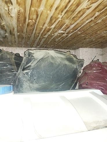 qara un: Asılqandallar toplusu - Material: plastik və metal qarışıq - Rənglər — 2