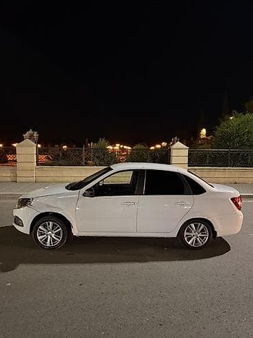Продажа авто: Hazir lizing 15 ayi qalif Hec bir problemi yoxdur Mator karobka ideal — 4