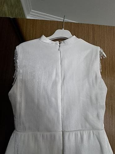 ağ paltar: Ağ rəngli zərif maxi paltar 1 defe geyinilib elciliye 40 razmer 60 — 8