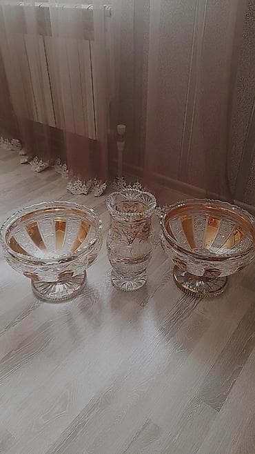 sevimli it sekilleri: Dest 150 manat. Gul qabi uzunu 30 
Meyve qabi eni 30 . Uzunu 25 — 1