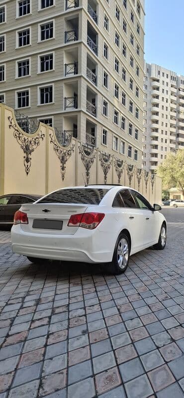 Avtomobil alışı: Chevrolet Cruze: 1.8 l | 2014 il 267000 km Sedan — 6