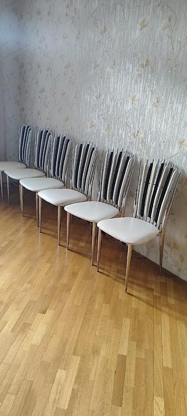 ustol ustul: 6 aded stul 150 m — 1
