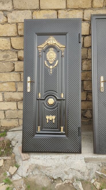 söküntü dəmir: Qapı.Darvazalar. məhhəcərlər resotkalar. hər növ seyf qapilarin topdan — 1