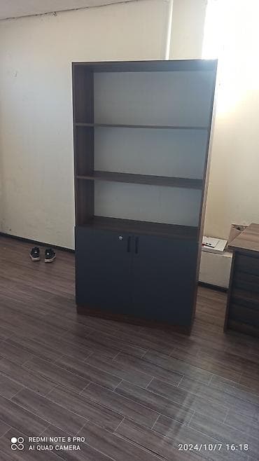 Ofis üçün iri kitabxana/raf skafi - Üst hissə: 3 açıq rəf (geniş