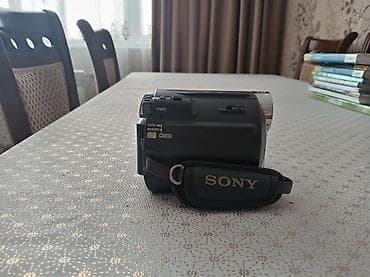 mini phone: Məhsul: Apple iPad planşet + Sony Handycam rəqəmsal videokamera dəsti — 7